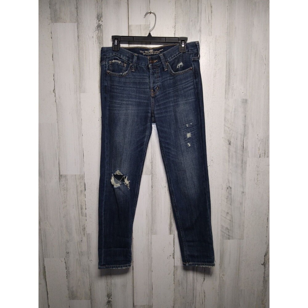 Abercrombie Boyfriend Straight Jean 2R W32 L27
